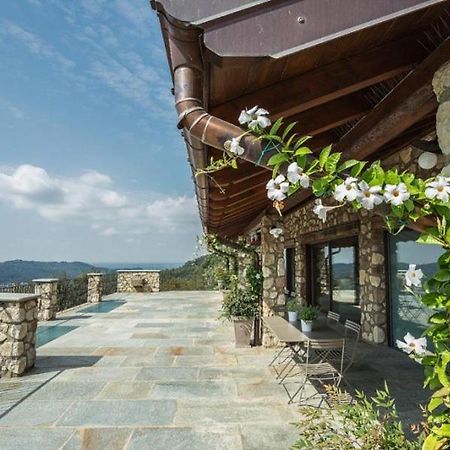 Agriturismo San Genesio Rovagnate Eksteriør billede