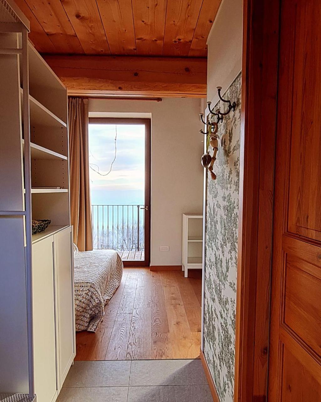 Agriturismo San Genesio Rovagnate Eksteriør billede