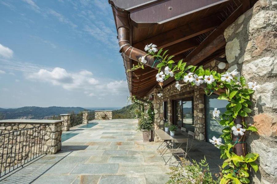 Agriturismo San Genesio Rovagnate Eksteriør billede
